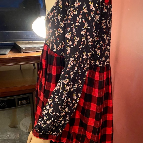 XL Suzanne Betro Babydoll Tunic - Picture 2 of 4